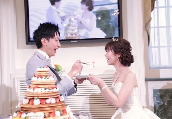 新潟市結婚式場　ブレストン　ハワイ　アロハ　ウェディングケーキ　パンケーキ　リゾート　燕　スプーン