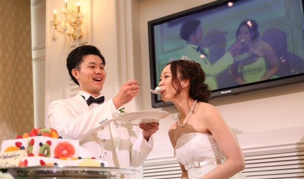 新潟市結婚式場　ブレストン　星　スター　ウェディング　クイズ　双子　ウェディングケーキ