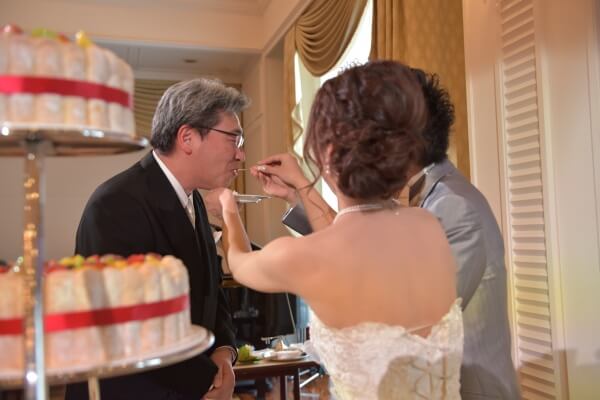 新潟市結婚式場　ブレストン　ケーキ　ウェディングケーキ　ケーキ入刀　サンクスバイト　ラストバイト