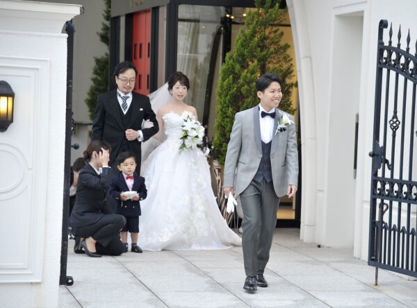 オシャレにアットホームな挙式 ガーデン人前式 スタッフブログ 新潟県新潟市の結婚式場 ハーバーパークアヴェニュー ブレストン
