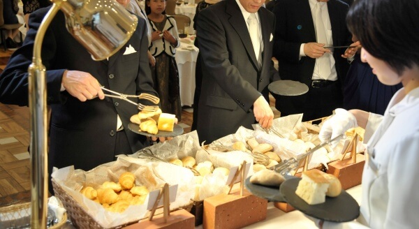 新潟市結婚式場　ブレストン　パン　パンビュッフェ　おもてなし　オリジナル　料理