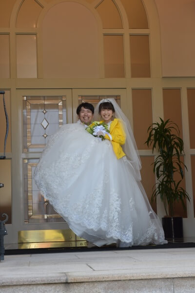 新潟市結婚式場　ブレストン　アメフト　アメフトウェディング　向日葵　ヒマワリ　ピアノ　サプライズ　ウェディングケーキ