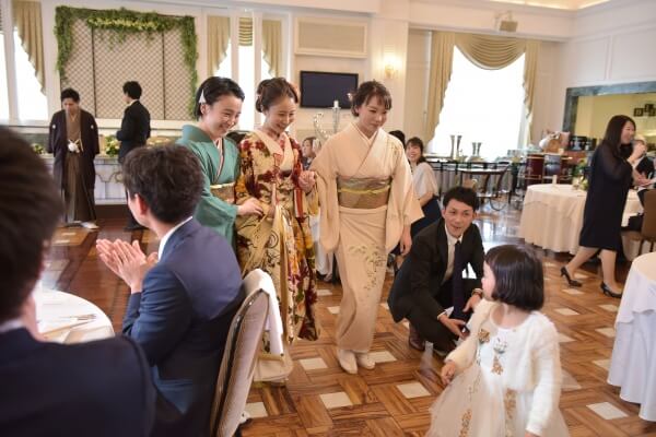 新潟市結婚式場　ブレストン　メッセージカード　装花　フラワー　グリーン　お色直し　和装　余興　ケーキ　ウェディングケーキ　ファイスとバイト