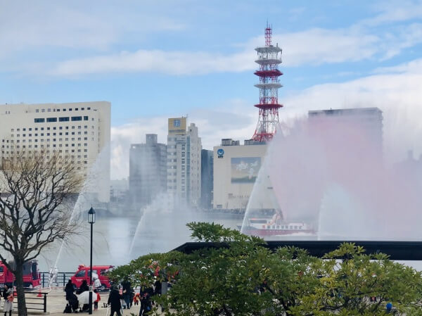 【新春の風物詩❤】今日の万代テラスは消防出初式×成人式で大盛り上がり♪