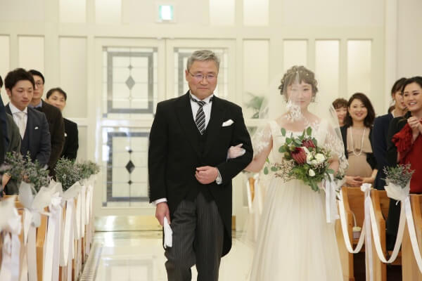 新潟市結婚式場　ブレストン　ナチュラルウェディング　ドライフラワー　リーフシャワー　リングボーイ　フラワーガール　フラワーシャワー　ウェルカムパーティ　チャペル　ウェイティングスペース　受付　お菓子まき