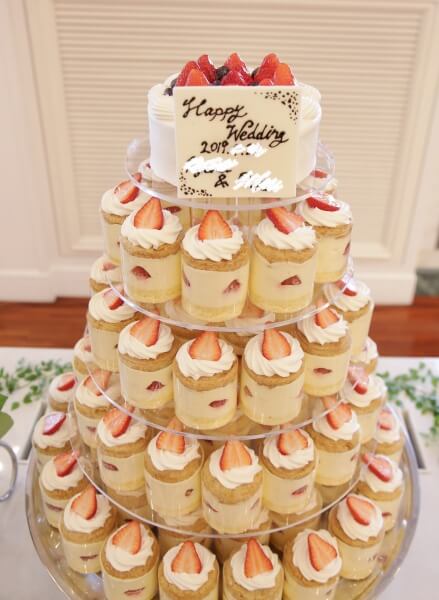 新潟市結婚式場　ブレストン　ウェディングケーキ　カップケーキ　オリジナル　ケーキサーブ　