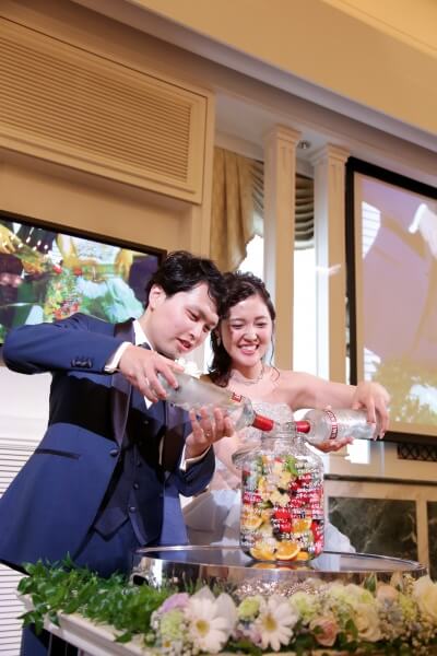 新潟市結婚式場　ブレストン　果実酒づくり　演出　テーブルラウンド　アットホーム　カジュアル　オシャレ