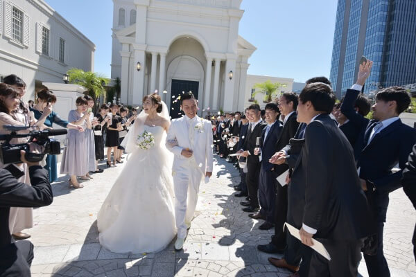 新潟市結婚式場　ブレストン　バルーンリリース　クイズ　旅行　チャペル式　演出　ゲーム　フラワーシャワー　