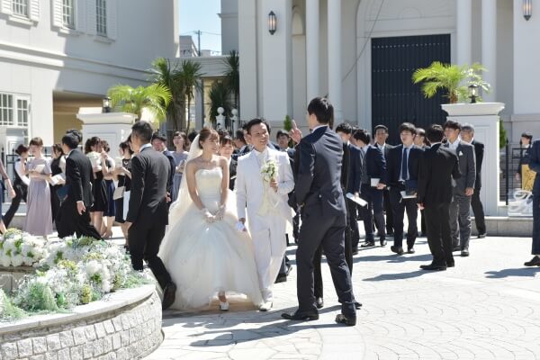 新潟市結婚式場　ブレストン　バルーンリリース　クイズ　旅行　チャペル式　演出　ゲーム　フラワーシャワー　