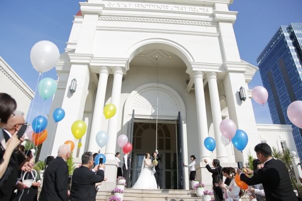 新潟市結婚式場　ブレストン　夏　サマーウェディング　ひまわり　カメラマン　カメラ　写真　ひまわり畑　ひまわり　ブーケ　チャペル式　バルーンリリース　アフターセレモニー　コンフェッティ　フラワーシャワー