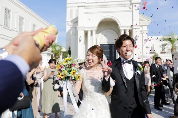 新潟市結婚式場　ブレストン　夏　サマーウェディング　ひまわり　カメラマン　カメラ　写真　ひまわり畑　ひまわり　ブーケ　チャペル式　バルーンリリース　アフターセレモニー　コンフェッティ　フラワーシャワー