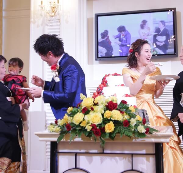 新潟市結婚式場　ブレストン　パパママウェディング　美女と野獣　物語　プリンセス　コーディネート　チャペル式　ウェディングパーティ　披露宴　テーブルコーディネート　ファミリー婚　パパママ婚