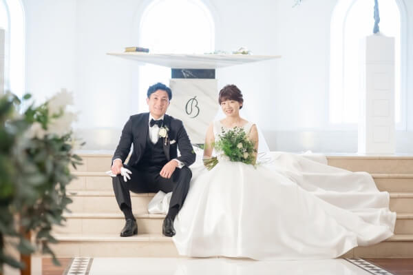 新潟市結婚式場　ブレストン　ナチュラル　ウェディング　グリーン　ハーブ　ブーケ　オリーブ　カジュアル　ウェディングケーキ　植樹セレモニー　チャペル式　バスケ　野球　フリースロー　ロードバイク　リーフシャワー　演出　佐渡　酒