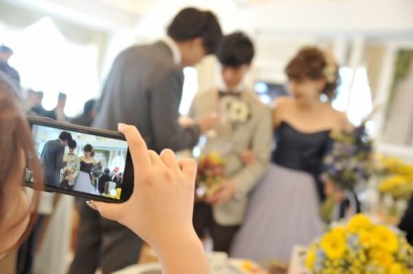 新潟市結婚式場　ブレストン　おもてなし　ゲスト参加型　チャペル式　ウェディングパーティ　果実酒づくり　テーブルラウンド　フォトラウンド　おつまみ　ビュッフェ　バルーンリリース　プロフィールムービー